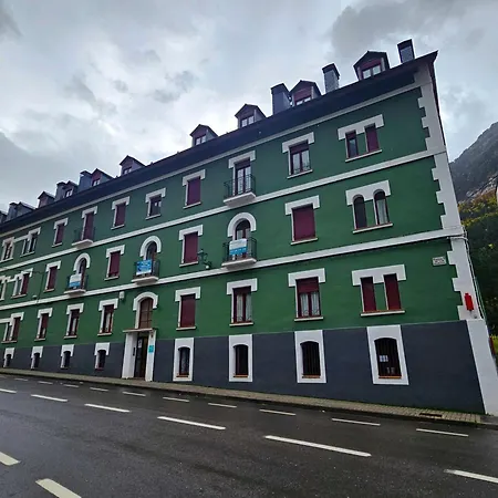 Apartamentos Canfranc 3000-2