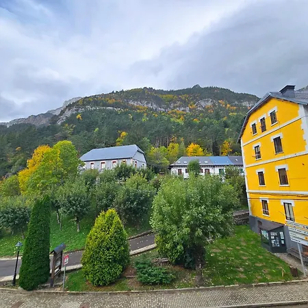 Apartamentos Canfranc 3000-3