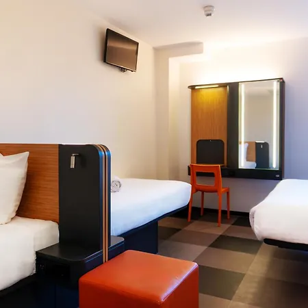 Easyhotel Amsterdam Arena Boulevard-3
