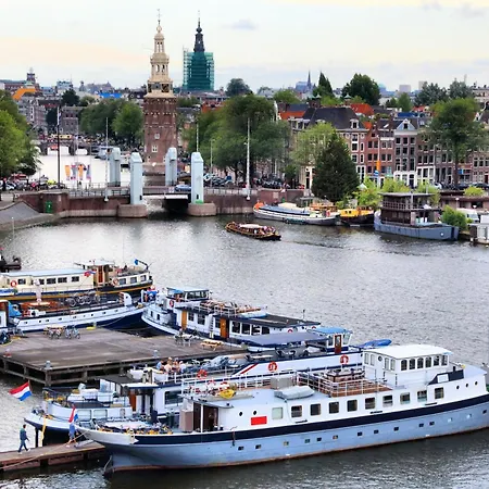 Botel Liza Marleen-3