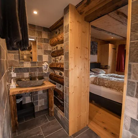 Boutique Hotel Alpen Lodge Berwang-3