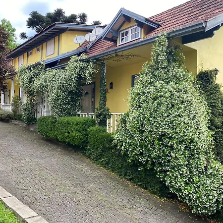 Apartamentos Sulla Collina Centro de Gramado localizado próximo da rua Coberta-3