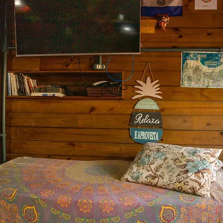 Guarda Encantada Surf Hostel-2