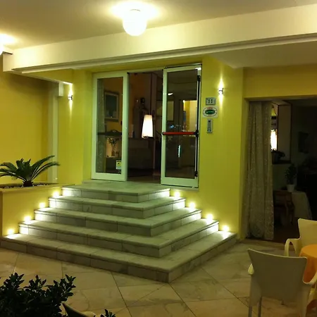 Hotel Angela-3