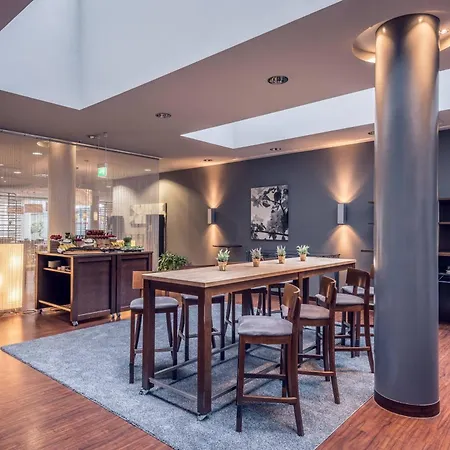 Courtyard By Marriott Munich City Center-2