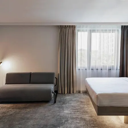 Moxy Hamburg City-3