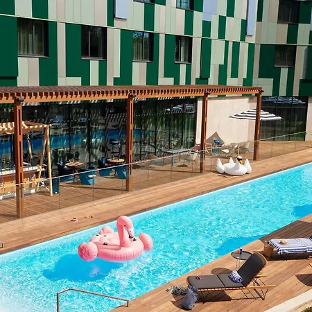 Moxy Antibes Sophia Antipolis-2