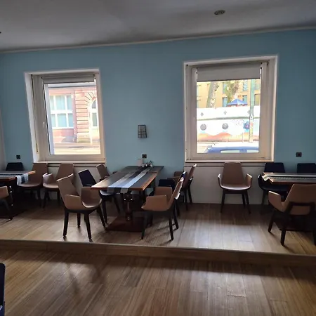 Hotel Ambassador Duesseldorf-2