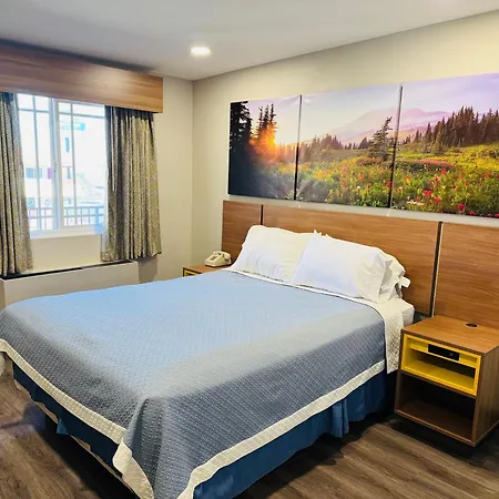 Days Inn By Wyndham Barstow-3