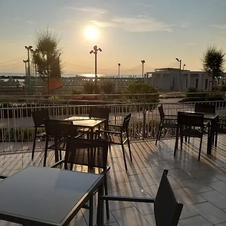 Hotel Ideal-3
