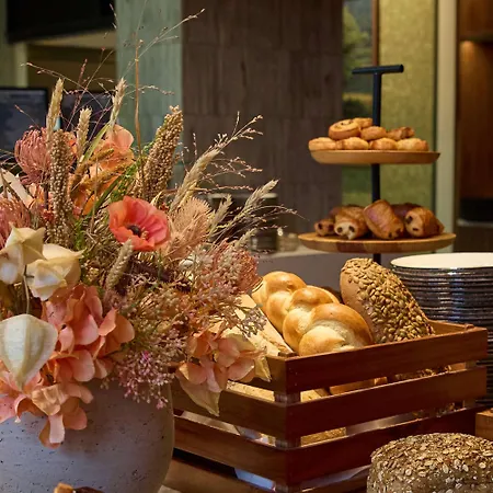 Radisson Blu Hotel Zurich Airport-3