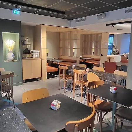 ibis Budget Paris Nord 18ème-3