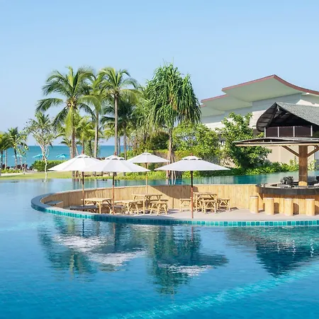 Le Meridien Khao Lak Resort & Spa-2