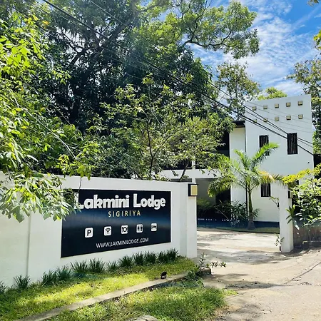 Lakmini Lodge Restaurant&Bar-3