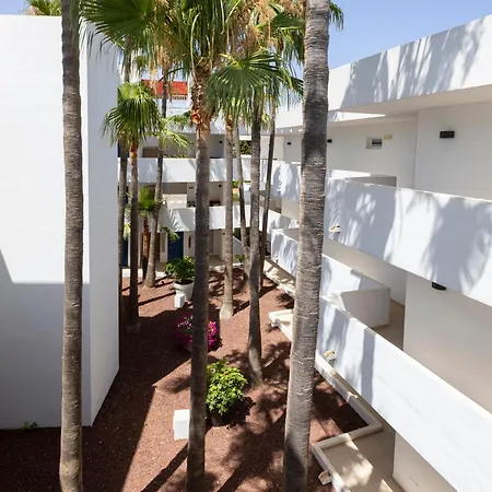 Hipotels Apartamentos Cala Bona-3
