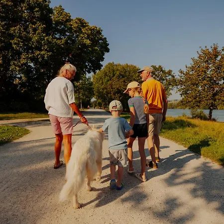 AZUR Camping Regensburg-3