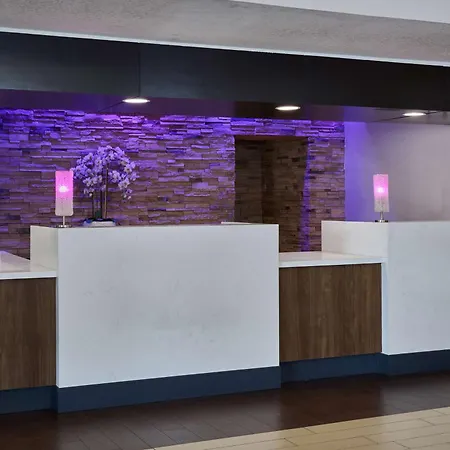 Doubletree By Hilton Chatsworth-3
