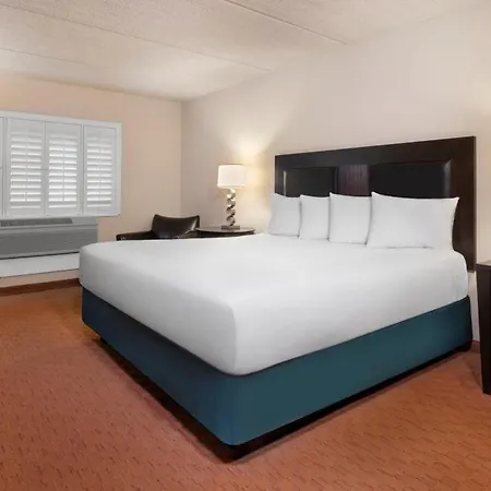 Tropicana Laughlin Hotel & Casino - A Caesars Rewards Destination-3