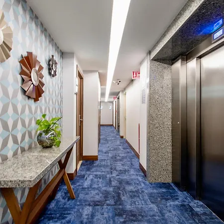 Hotel Velvet Plaza-3