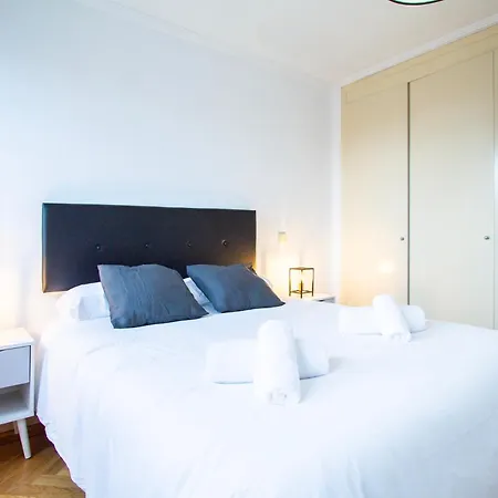 Apartamentos Cinco Rosas-3