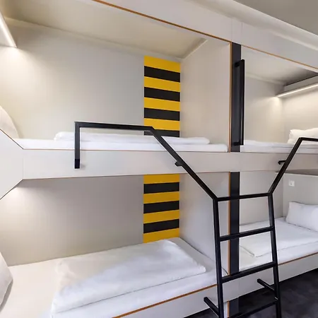 The Hive Party Hostel Budapest-3