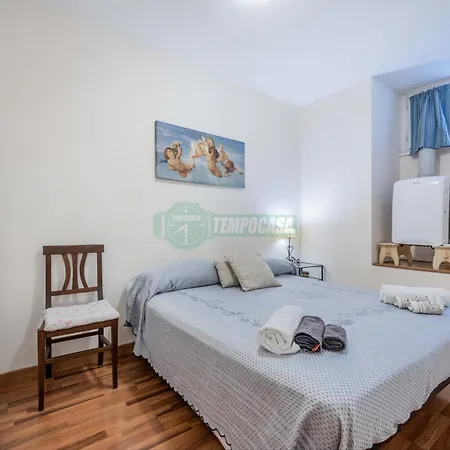 Daniela, Pied-A-Terre Al Vaticano-3
