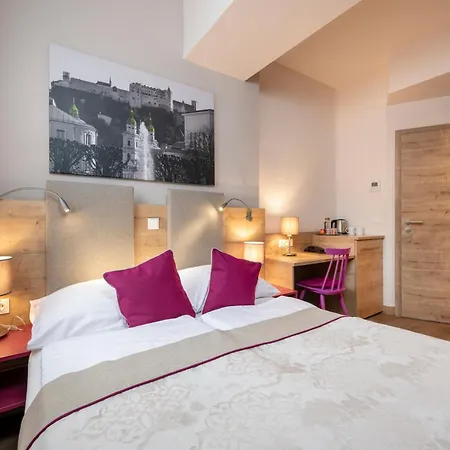 Hotel Junior By Max 70-2