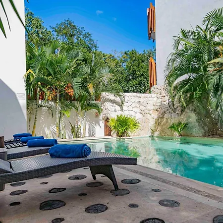 Niik Tulum-3