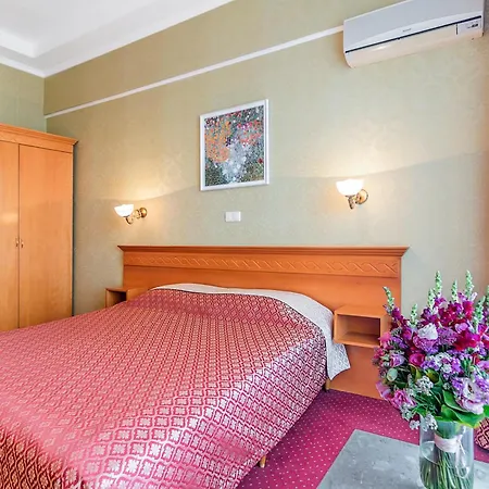 Ukraine Hotel-2