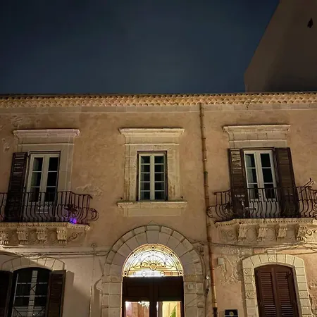 Palazzo Gancia exclusive holiday homes-3