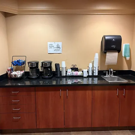 Richland Inn And Suites-3