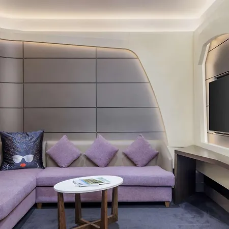 V Hotel Dubai, Curio Collection By Hilton-2