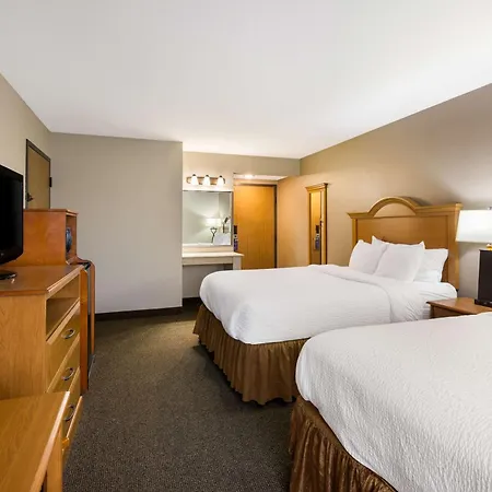 Revel Hotel Minot - Surestay Collection By Best Western-3