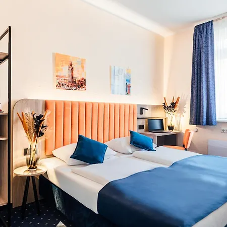 Centrum Hotel Commerz am Bahnhof Altona-2