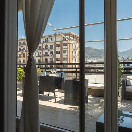 Mareluna Penthouse - Luxury Suites-2
