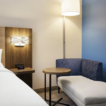 Holiday Inn Express & Suites Weatherford By Ihg-2