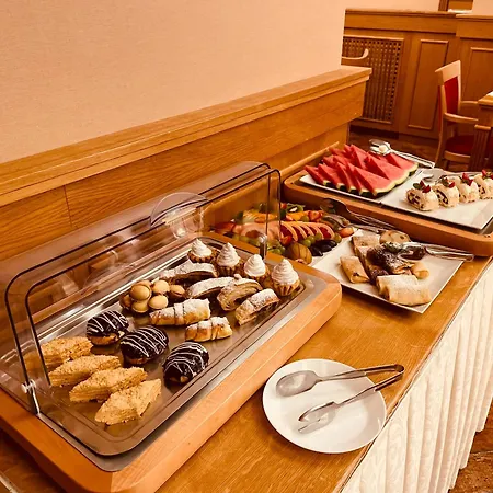 Hotel Askania-2