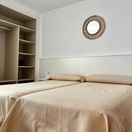 Apartamentos Cristina-3