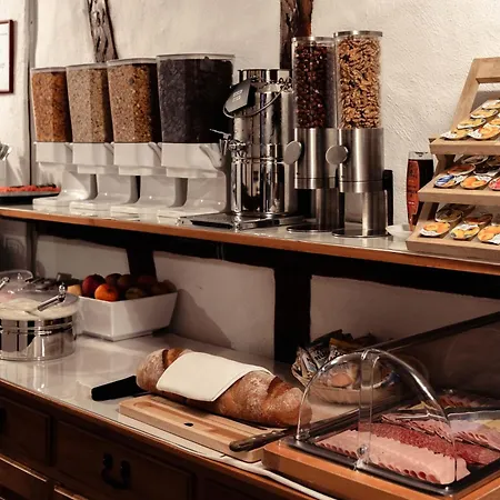 Hotel Chalet Swiss-3