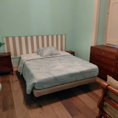 Classic Villa In Beato Lisbon-2