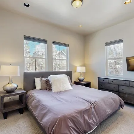 Pinnacle Pines-2