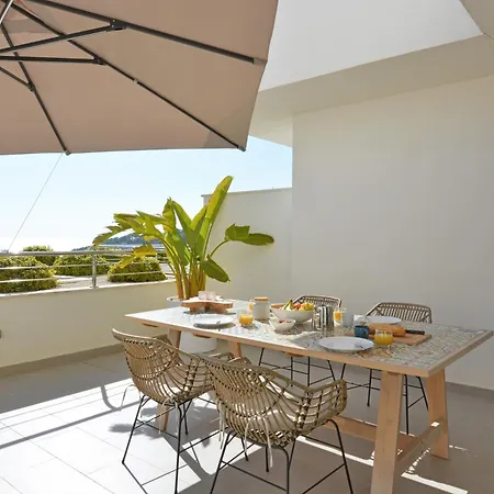 Altea Bayview Apartment By Nras-3