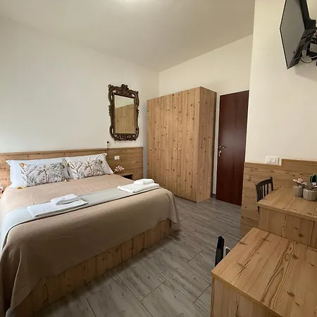 Pirandello Rooms-3