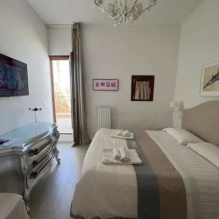 Elamar Rooms & Apartment-3