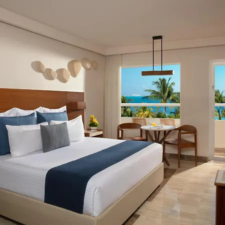 Dreams Sands Cancun Resort & Spa (Adults Only)-3