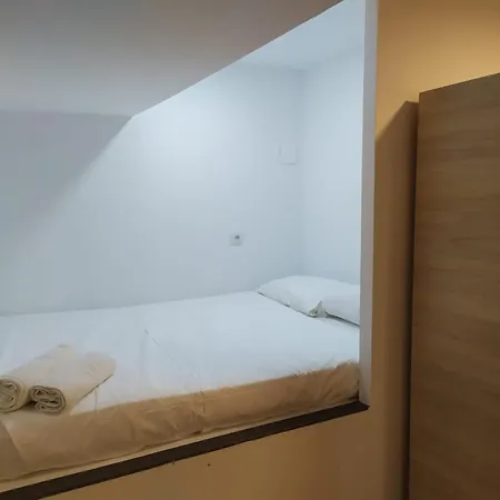 Beach&Arts Hostel Valencia-3