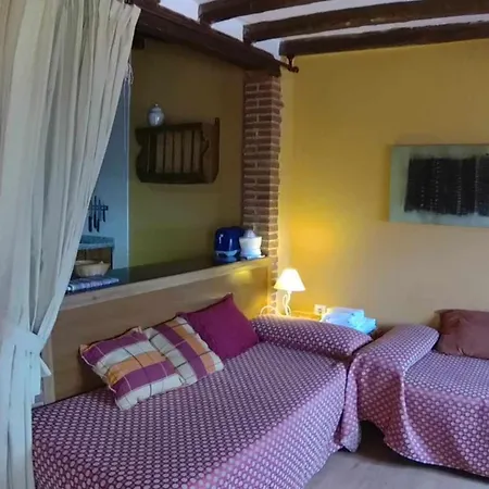 Apartamentos Rurales La Lancha-2