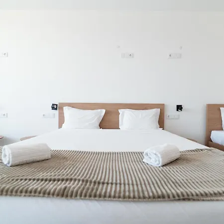 Marinhas Bed & Breakfast-3