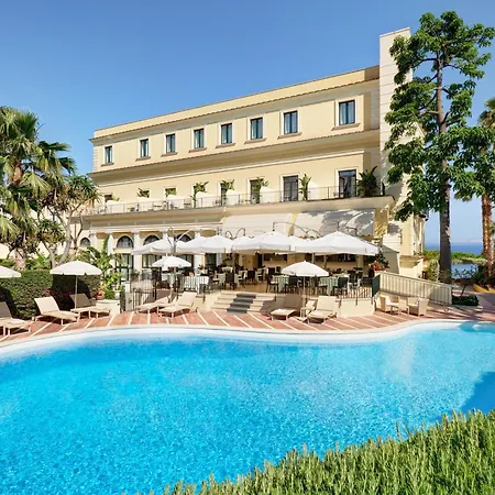 Imperial Hotel Tramontano-3