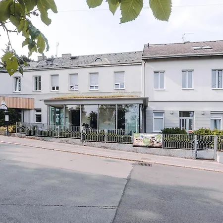 Bio-Hotel Schani Wienblick-2